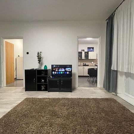 Apartman Sabo Komenskeho 科希策 外观 照片