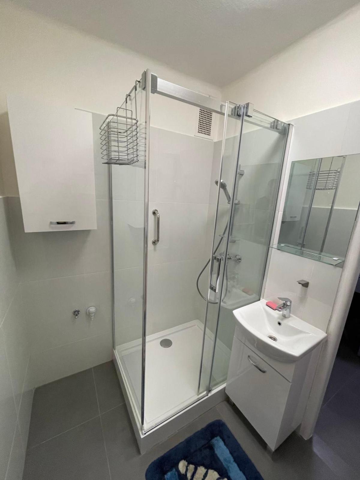 Apartman Sabo Komenskeho 科希策 外观 照片
